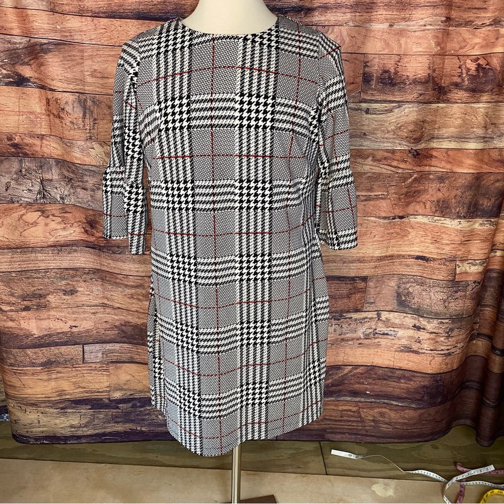 Violet b. Dress